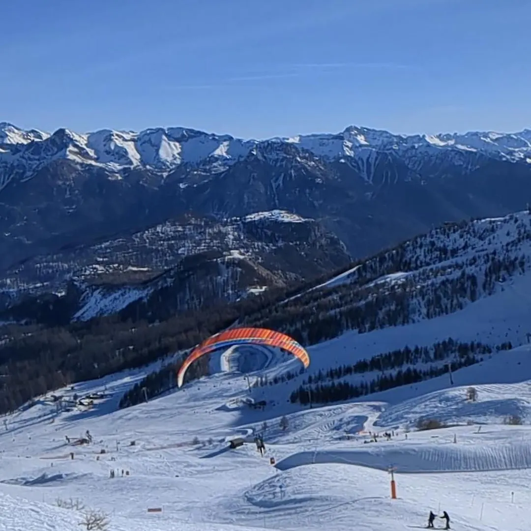 Soleil Des Ecrins Puy Saint Vincent 1800 Appart 4 Pers Refait Neuf 퓌생빈센트 0*,